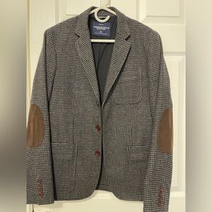 American Eagle Outfitters Men's Checkered Blazer with Brown Elbow Patches